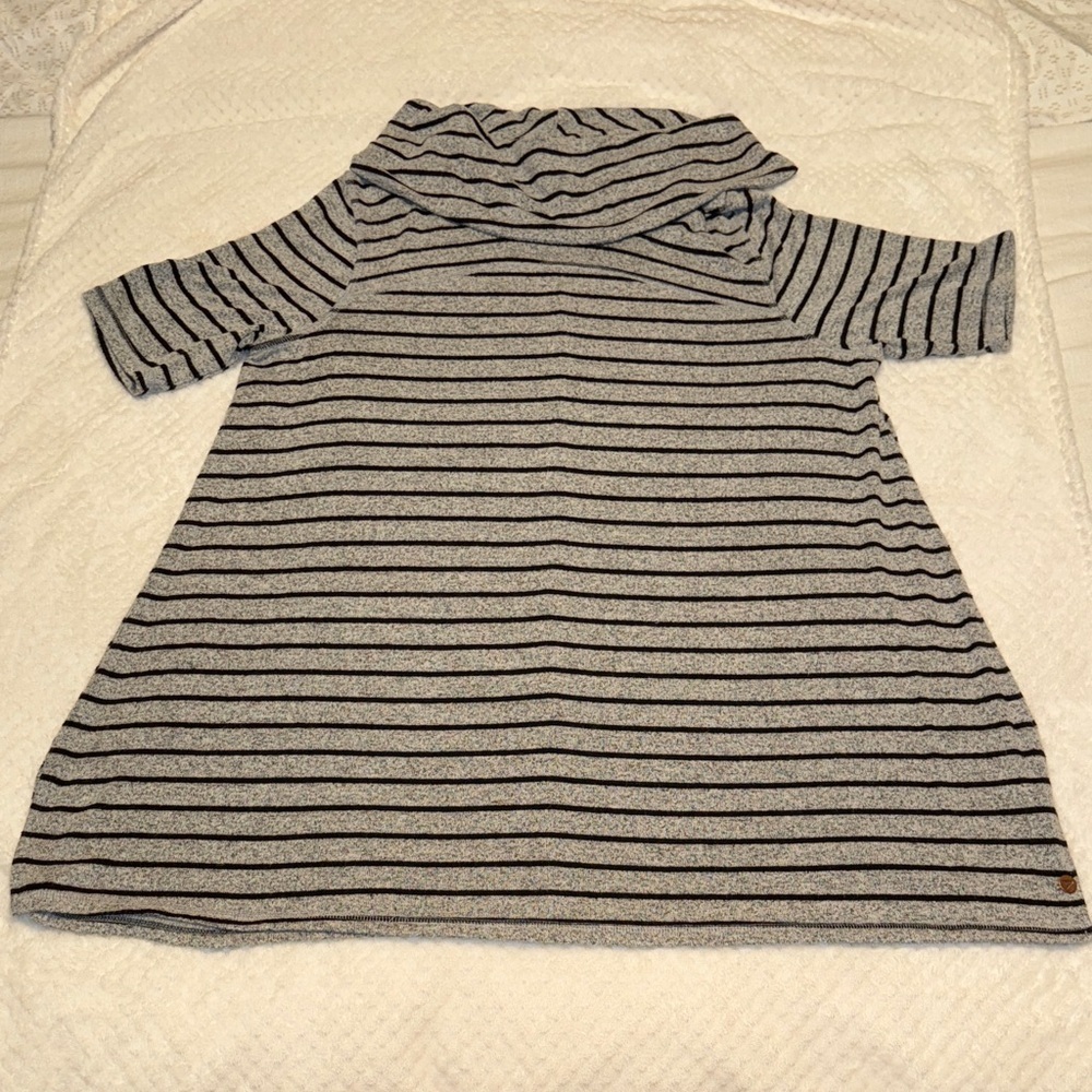 🖤 LIVI by Lane Bryant Gray & Black Striped Cowl Neck Tunic Top – Size 14/16